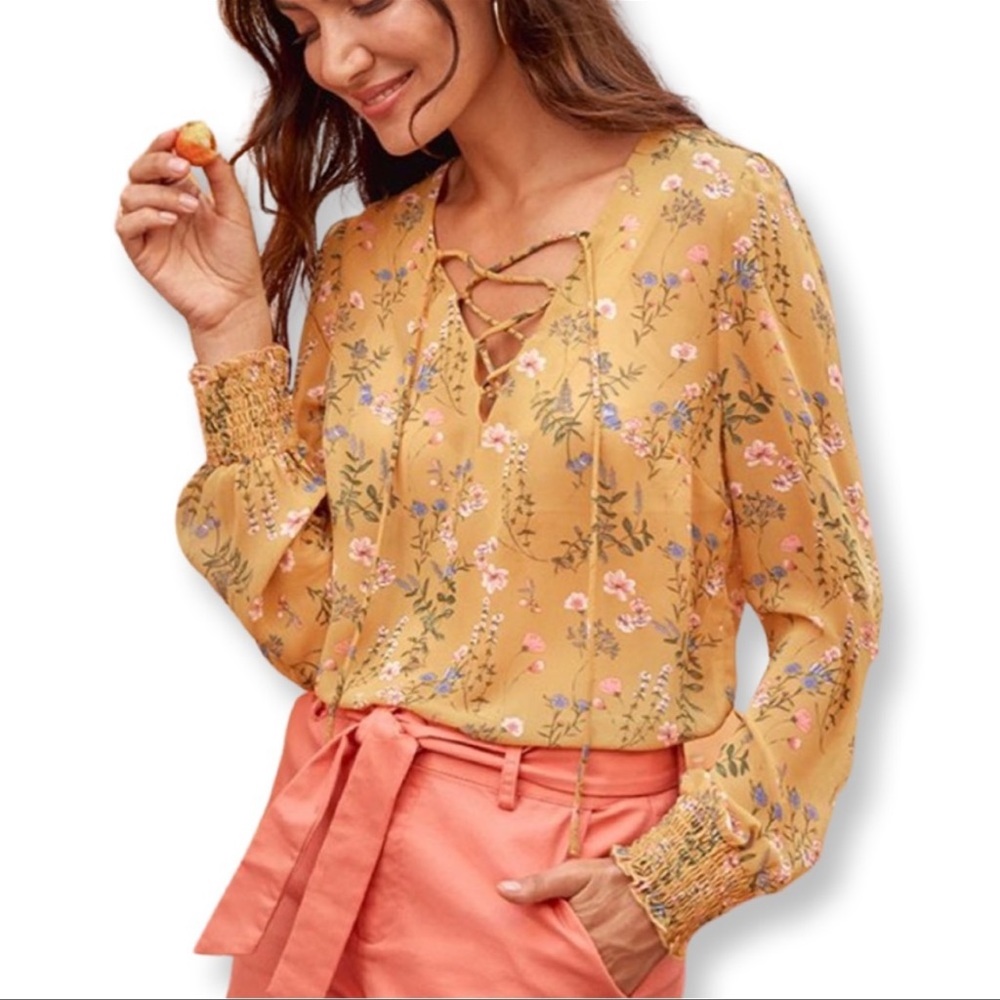 Justfab Floral Sheer Blouse Size Small